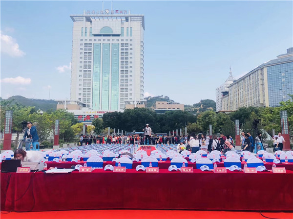 建功新時代 唱(chàng)響中(zhōng)國夢延安大(dà)學附屬醫院慶祝新中(zhōng)國成立70周年歌詠比賽